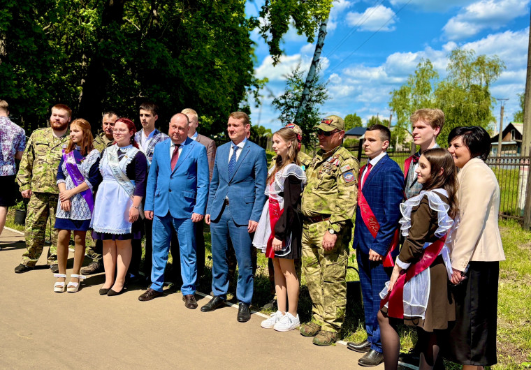 Символ светлой памяти и новых начинаний.